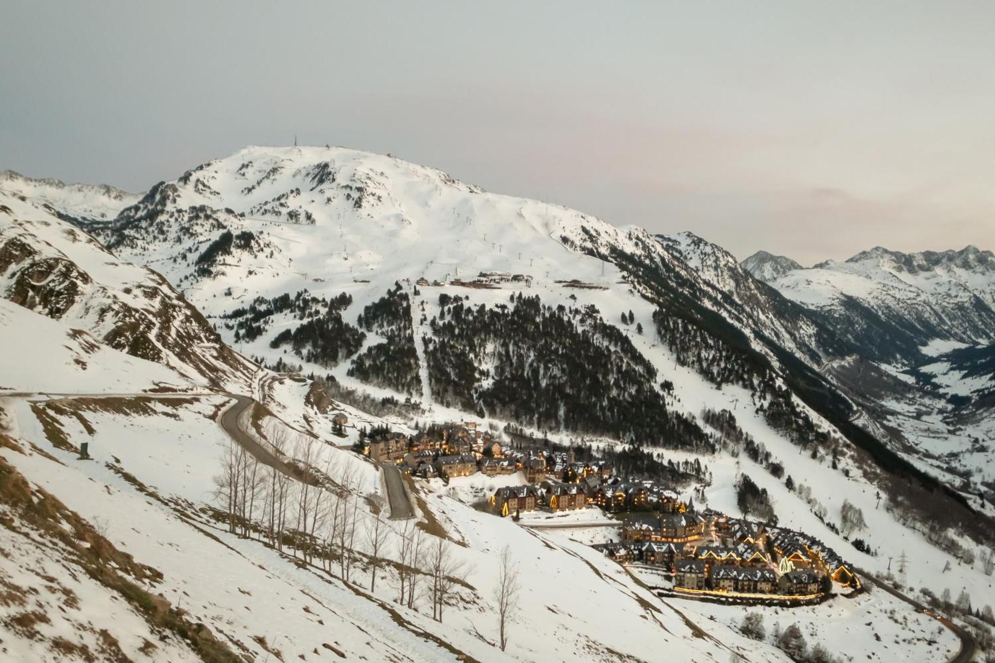 Eurostars La Pleta Hotel Baqueira Beret Luaran gambar